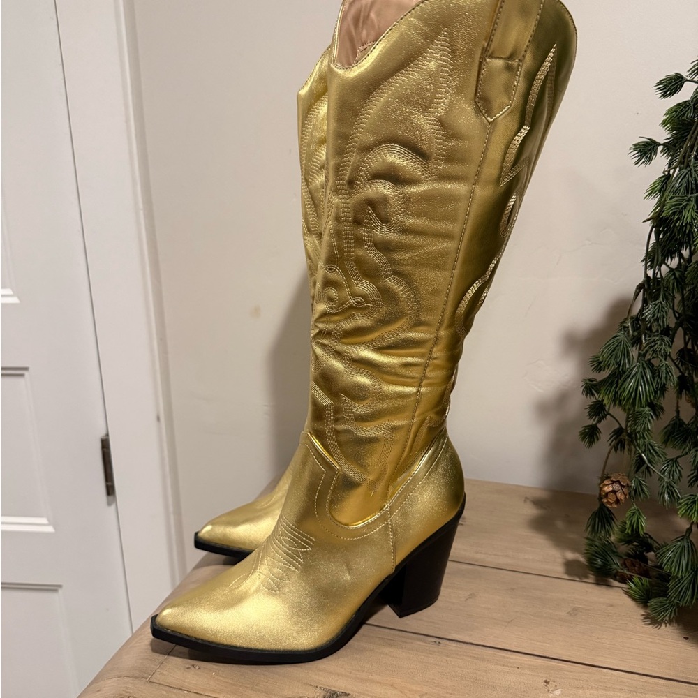 Shiny Gold Cowboy Boots - Picture 2 of 4
